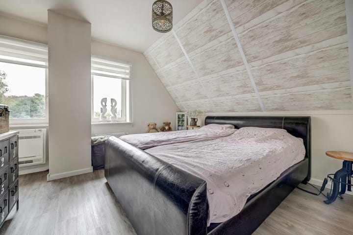 Photo 33 of Meeldijk 15