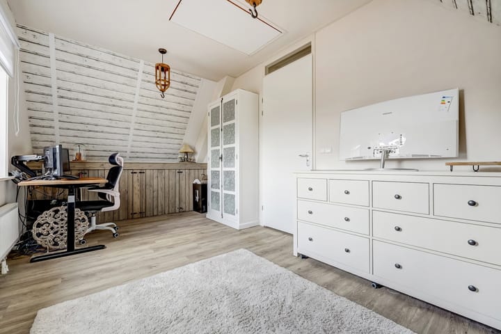 Photo 34 of Meeldijk 15