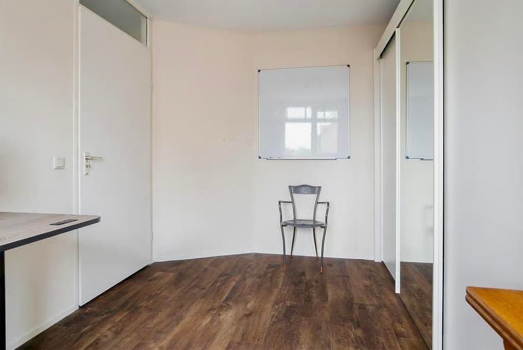 Foto 37 van Adri Piecklaan 27