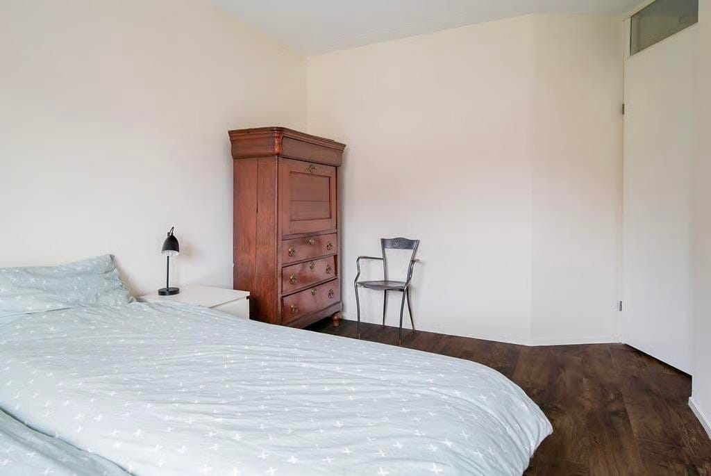 Foto 23 van Adri Piecklaan 27