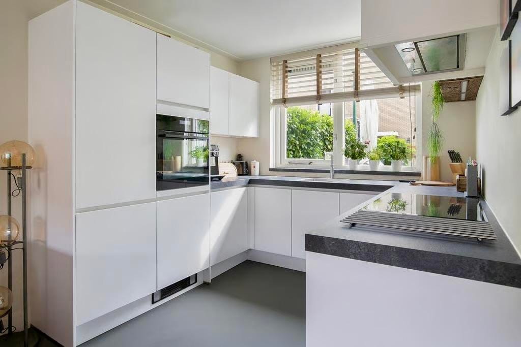 Foto 15 van Adri Piecklaan 27