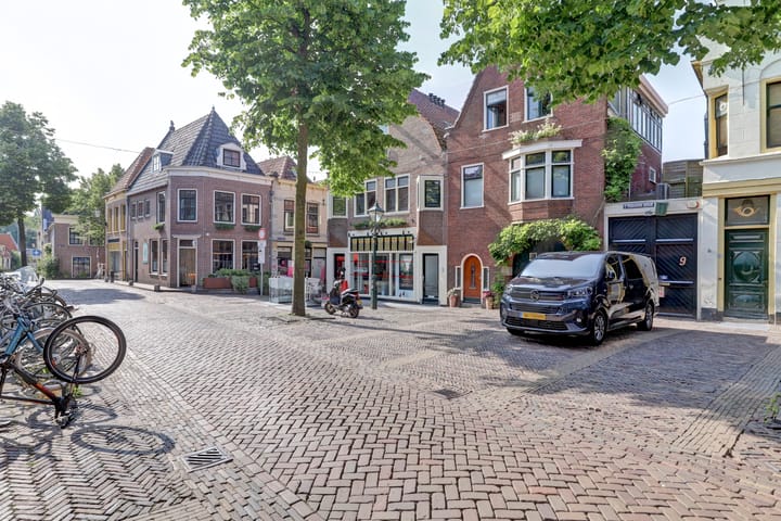 Foto 26 van Dijk 5-B