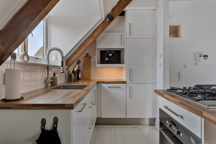 Foto 10 van Dijk 5-B