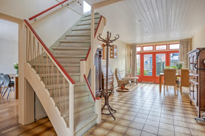 Photo 15 of Raadhuislaan 4