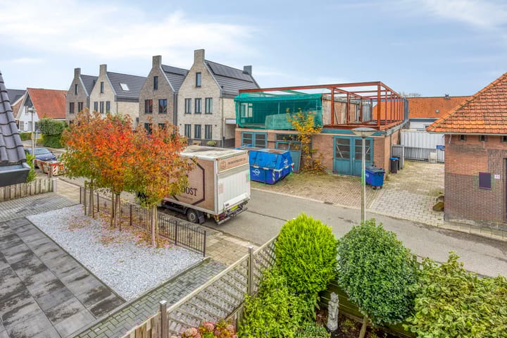 Photo 36 of Raadhuislaan 4