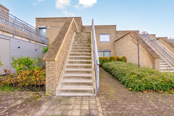 Photo 6 of Thorstraat 13