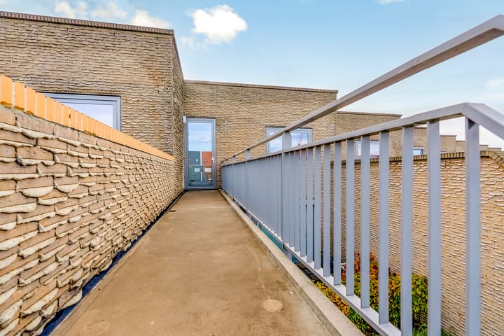 Photo 7 of Thorstraat 13