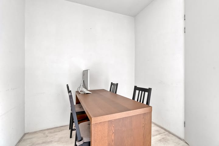 Photo 23 of Thorstraat 13