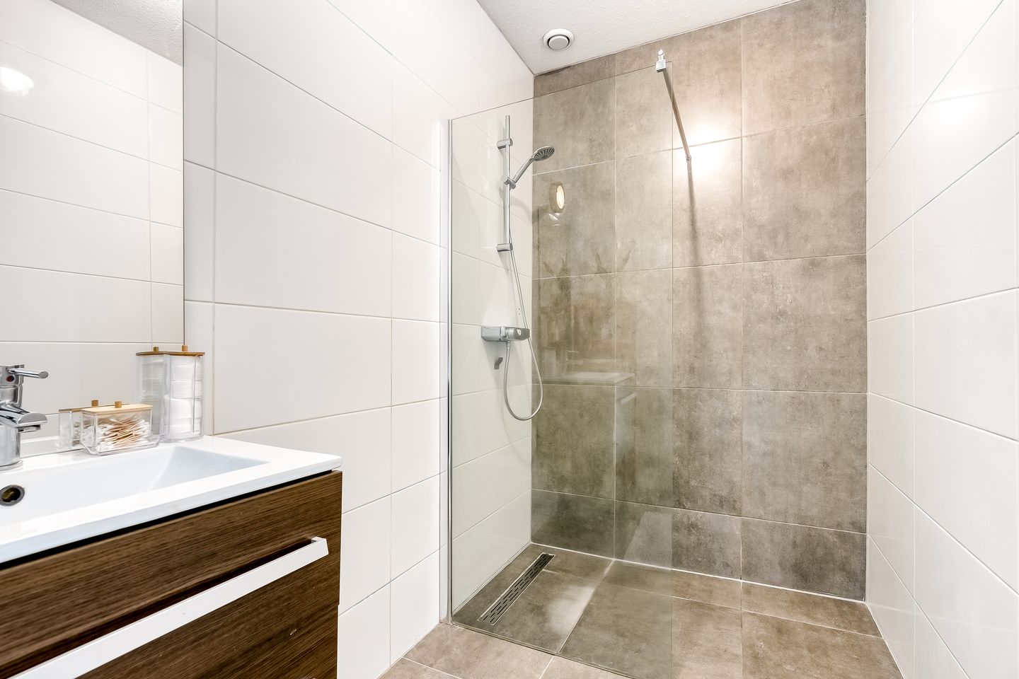 Foto 29 van Thorstraat 13