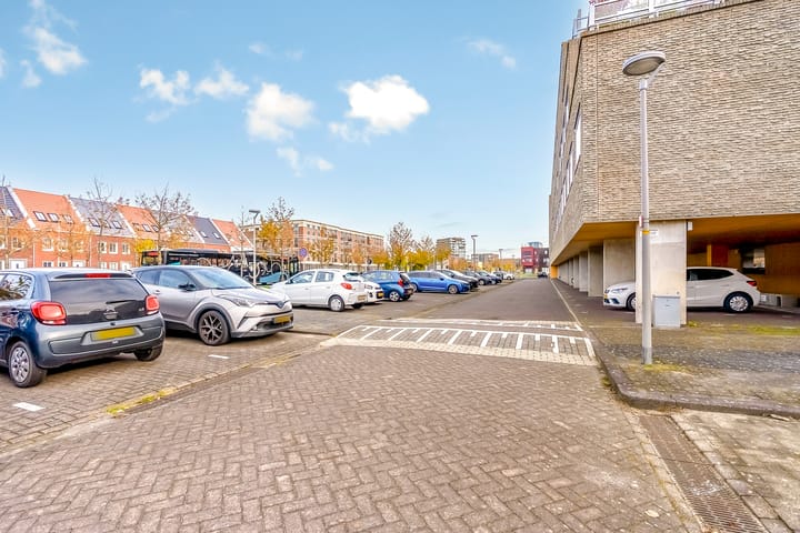 Photo 55 of Thorstraat 13