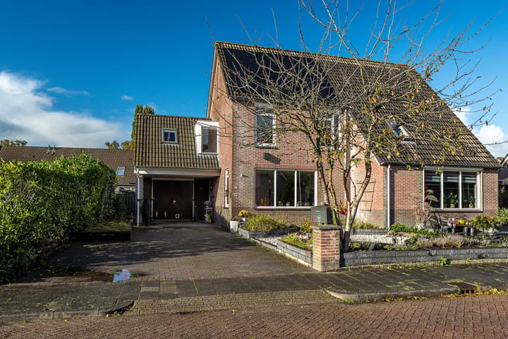 Foto 9 van Clemenswerth 24