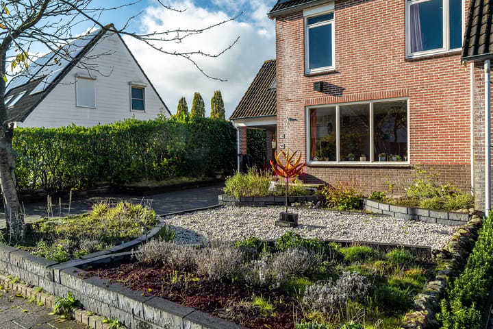 Foto 11 van Clemenswerth 24