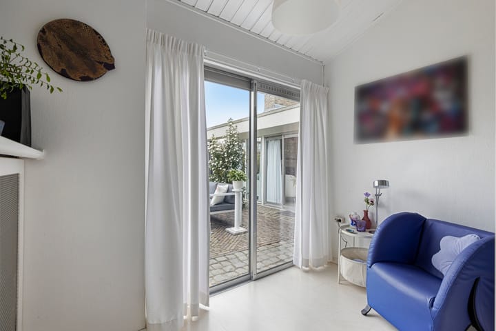 Photo 15 of Amstelstraat 20