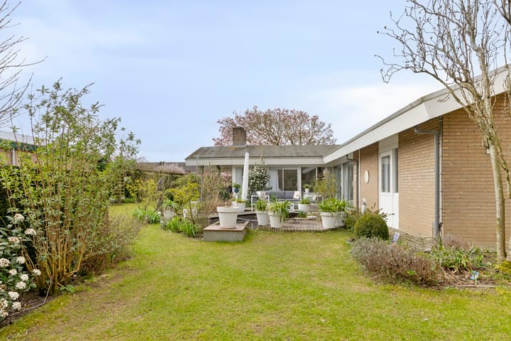 Photo 36 of Amstelstraat 20