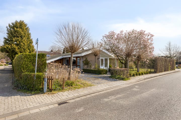 Photo 39 of Amstelstraat 20