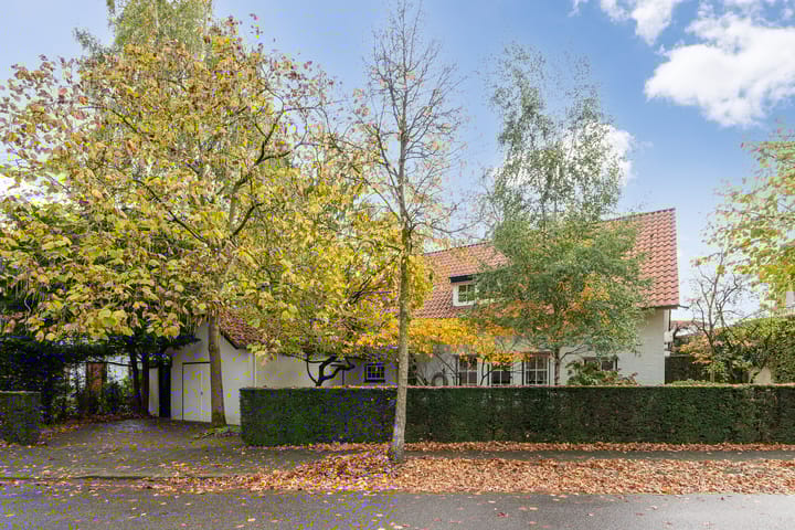 Photo 6 of Mgr.Hermuslaan 61