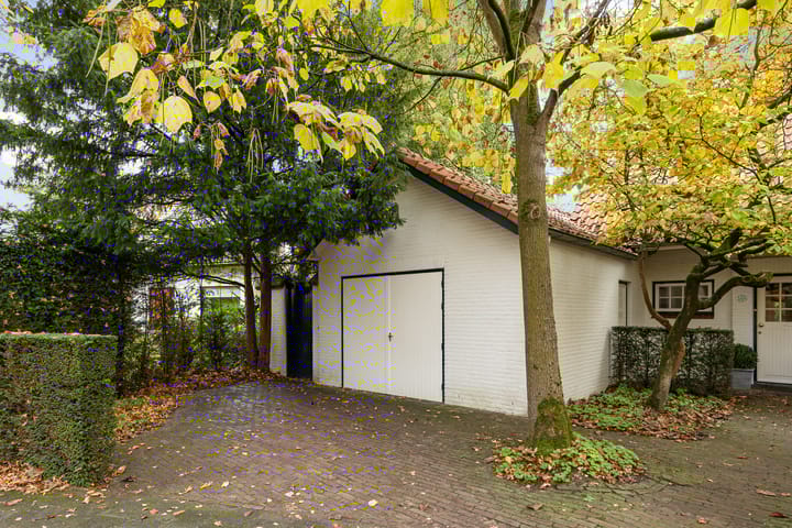 Photo 9 of Mgr.Hermuslaan 61