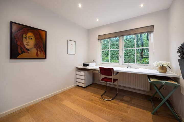 Photo 27 of Mgr.Hermuslaan 61