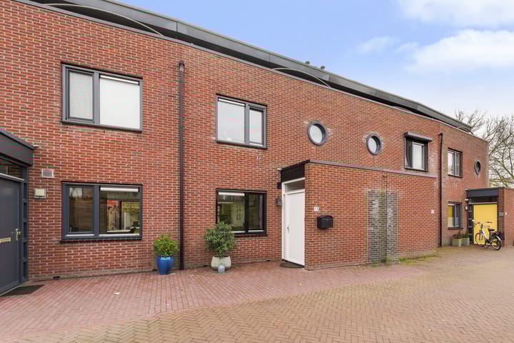 Foto 2 van Zonnegloren 13