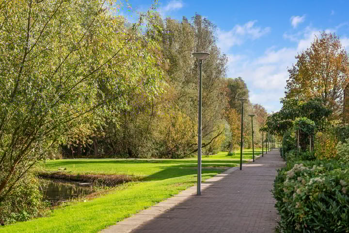 Photo 3 of Mattenbiesstraat 64