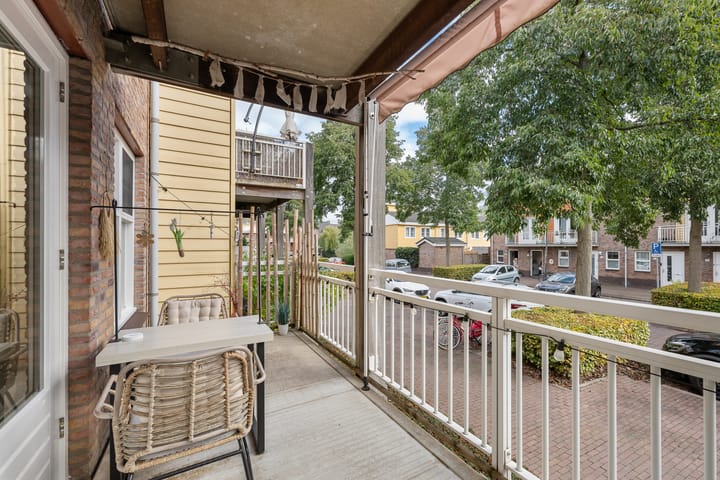 Photo 10 of Mattenbiesstraat 64