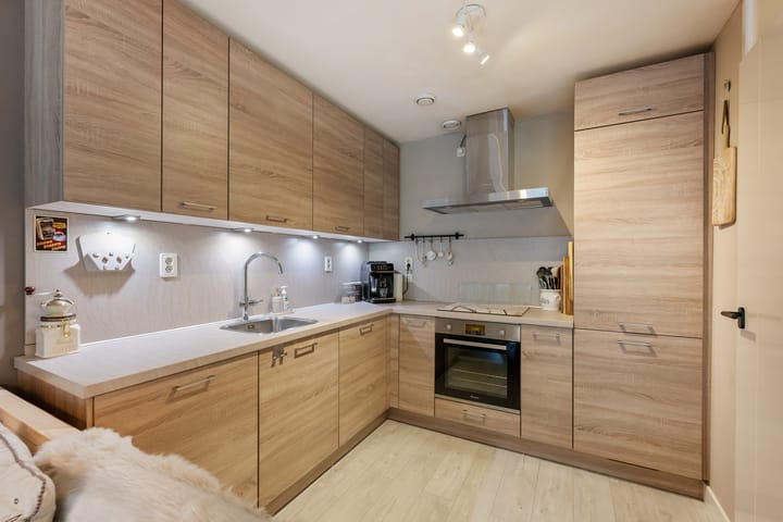 Photo 16 of Mattenbiesstraat 64