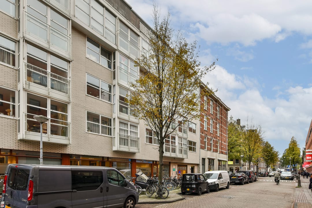 Photo 1 of Eerste Van der Helststraat 1-A17