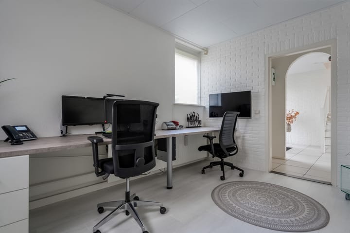 Photo 10 of Zuster Michielsenstraat 1