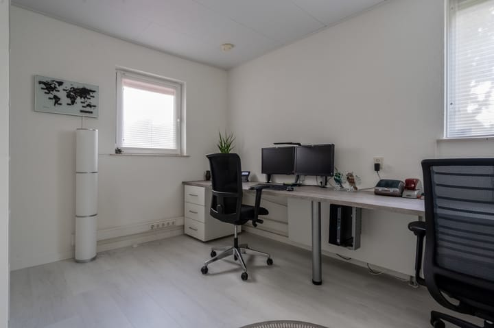 Photo 11 of Zuster Michielsenstraat 1