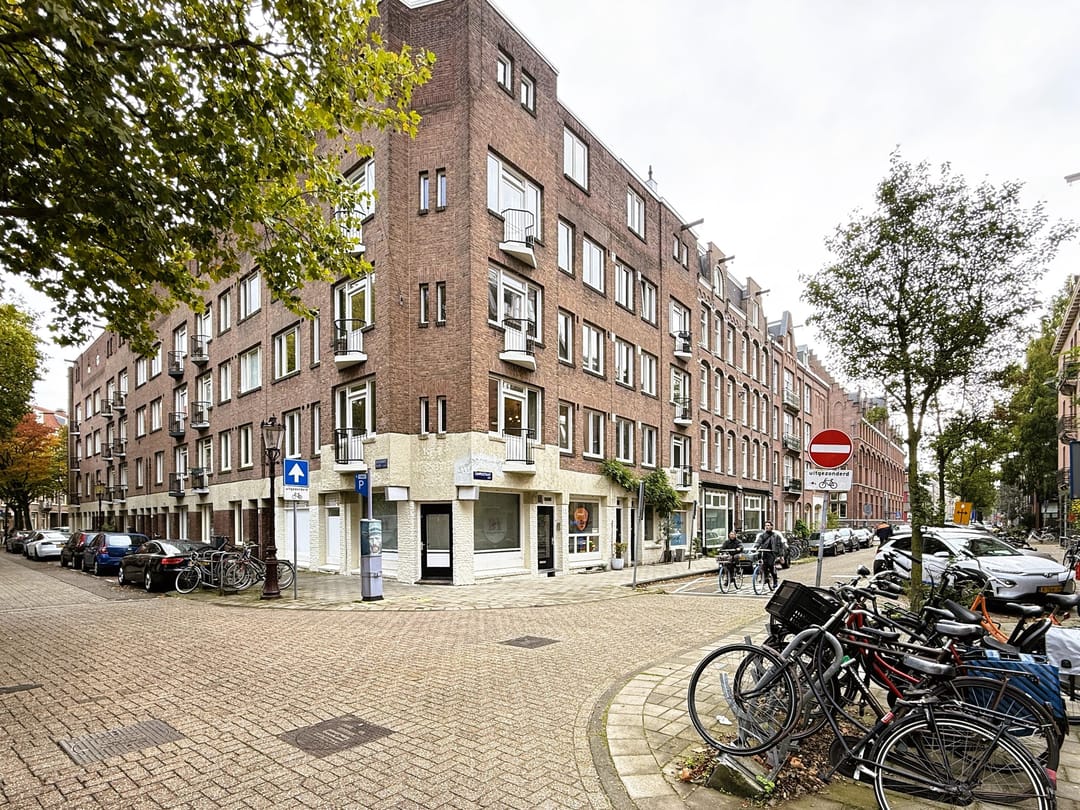 Photo 1 of Camperstraat 1-A1