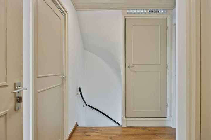 Foto 18 van Mgr de Haasstraat 70