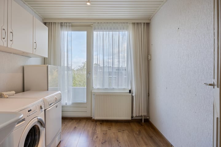 Foto 28 van Mgr de Haasstraat 70