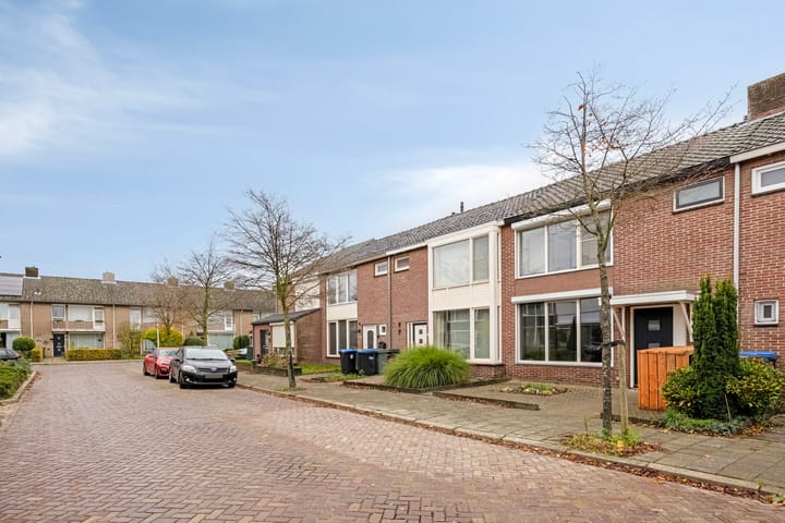 Foto 4 van Dr. J. van Beurdenstraat 7