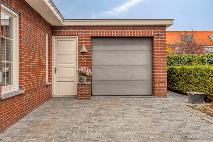 Photo 3 of Klaverstraat 10