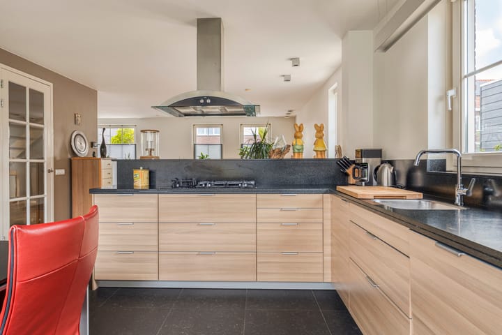 Photo 11 of Klaverstraat 10