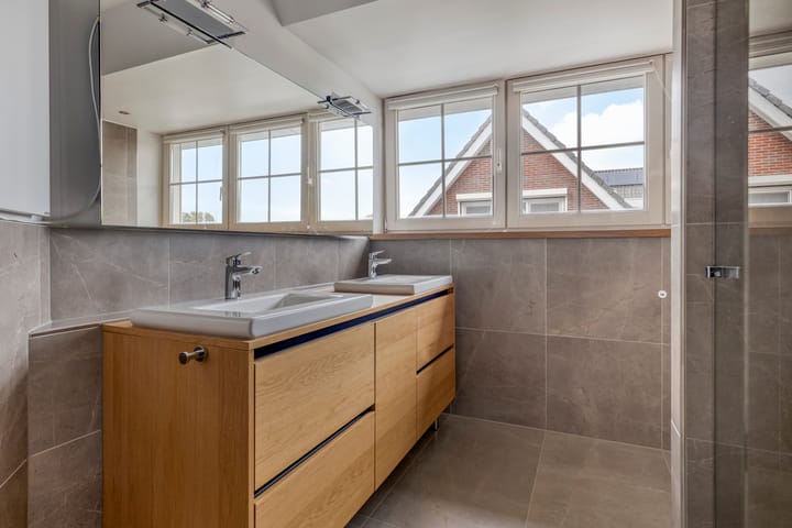 Photo 18 of Klaverstraat 10