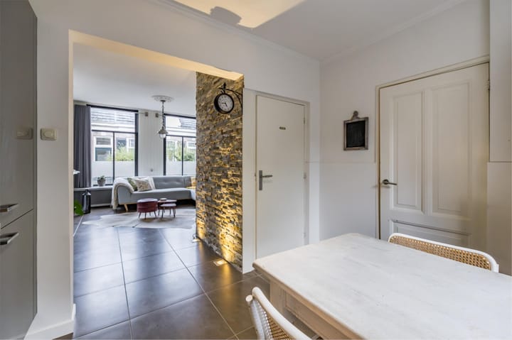 Foto 8 van Knetemannstraat 15