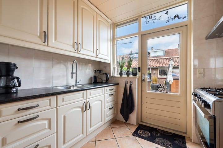 Foto 10 van Marijkestraat 12