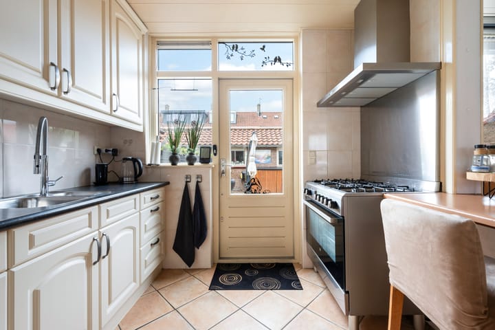 Foto 12 van Marijkestraat 12