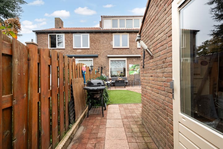 Foto 16 van Marijkestraat 12