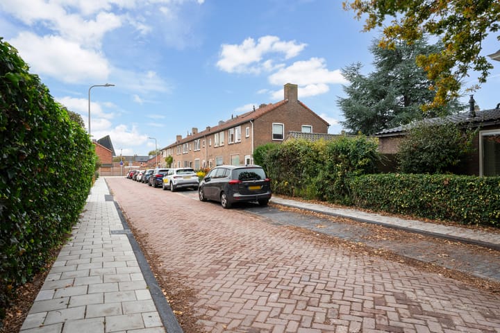 Foto 37 van Marijkestraat 12