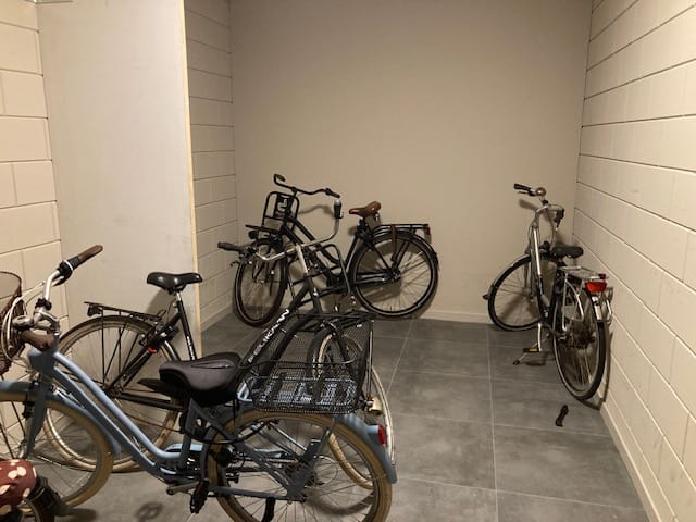 Photo 9 of Achterdam 20-C