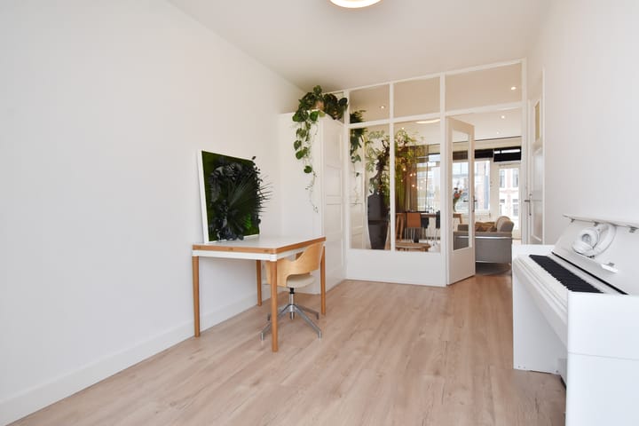 Foto 20 van Oostzeedijk Beneden 201-D