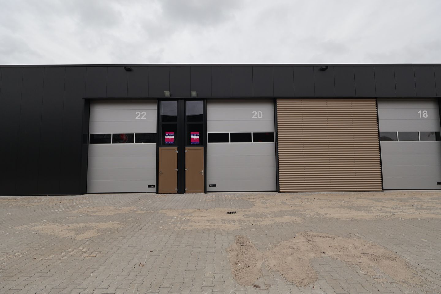 View photo 1 of Curieweg 20