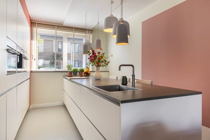 Foto 17 van Marjoleinweg 52