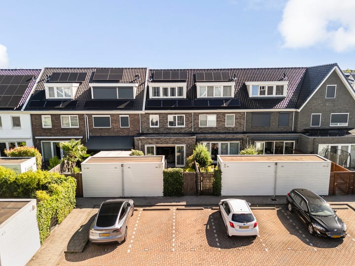 Foto 43 van Marjoleinweg 52