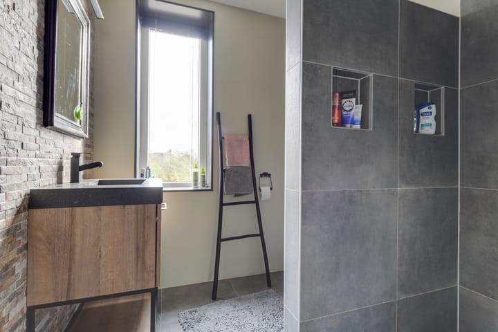 Foto 4 van Boterbloem 23