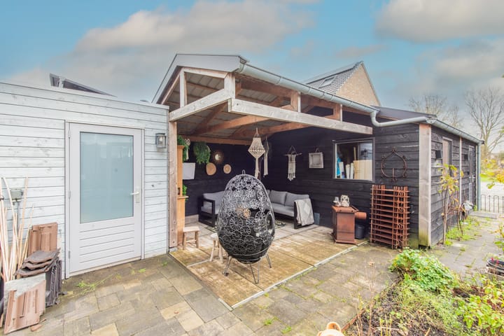 Foto 40 van Boterbloem 23