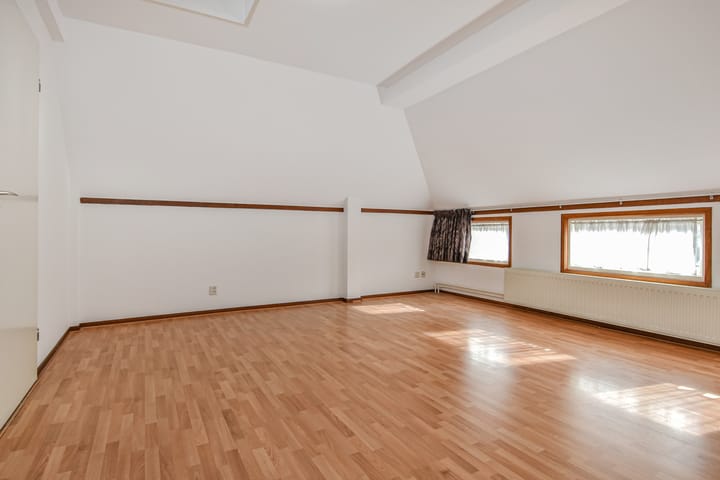 Photo 36 of Sumatrastraat 34