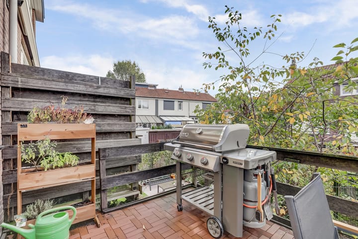 Foto 18 van Floresstraat 6